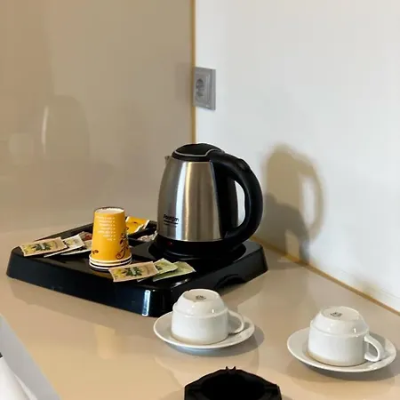 374 Hotel 3*